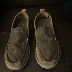 Skechers Relaxed Fit. Memory Foam